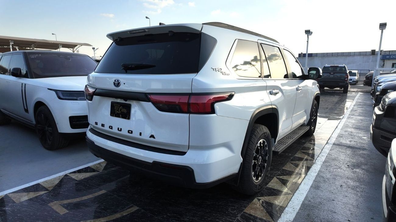 Toyota Sequoia TOYOTA SEQUOIA TRD 3.5 TWIN TURBO HYBRID 2024