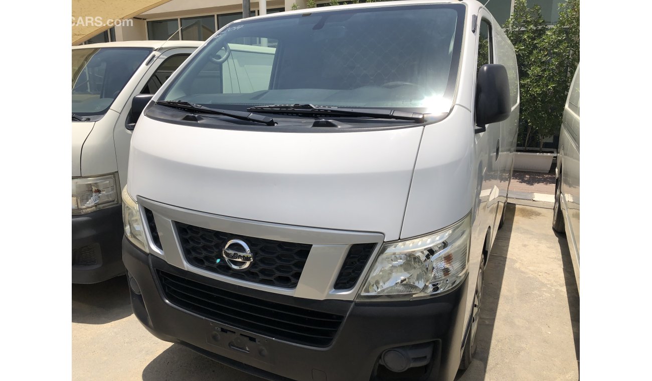Nissan Urvan Nv350 passenger van,model:2014
