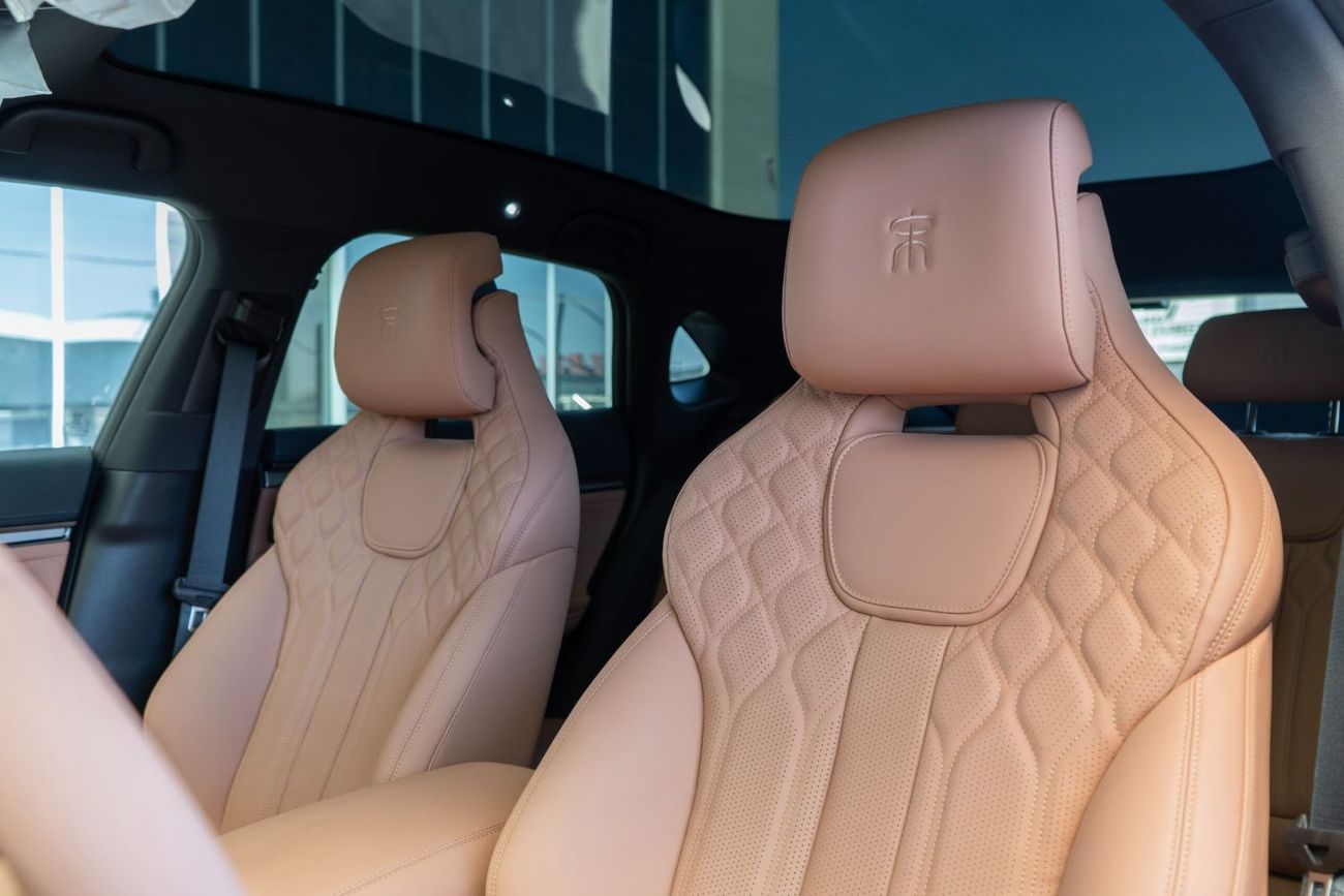 بي واي دي سونغ ل Fuel: Electric Motor Power: 230 kW Motor Torque: 360 Nm Driving Range: 662 km Battery Capacity: 87.0