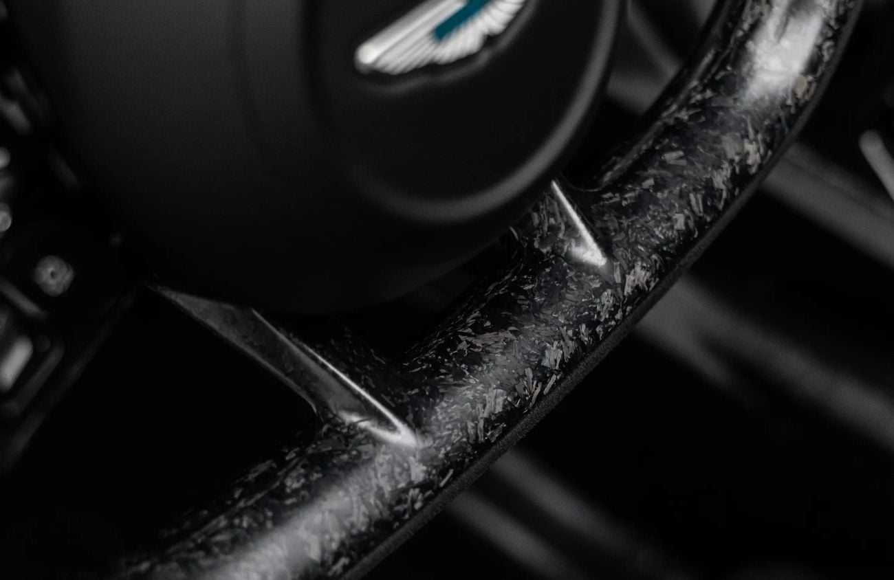 Aston Martin Valhalla 4.0L V8 Twin-Turbo Engine + eMotors