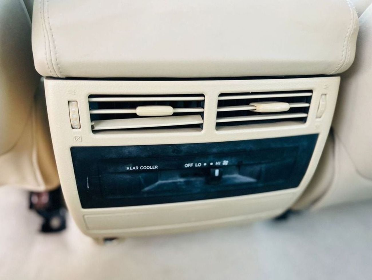 Toyota Land Cruiser Toyota landcuriser GX-R V6 2016 Full Option very neat and clean perfect condition