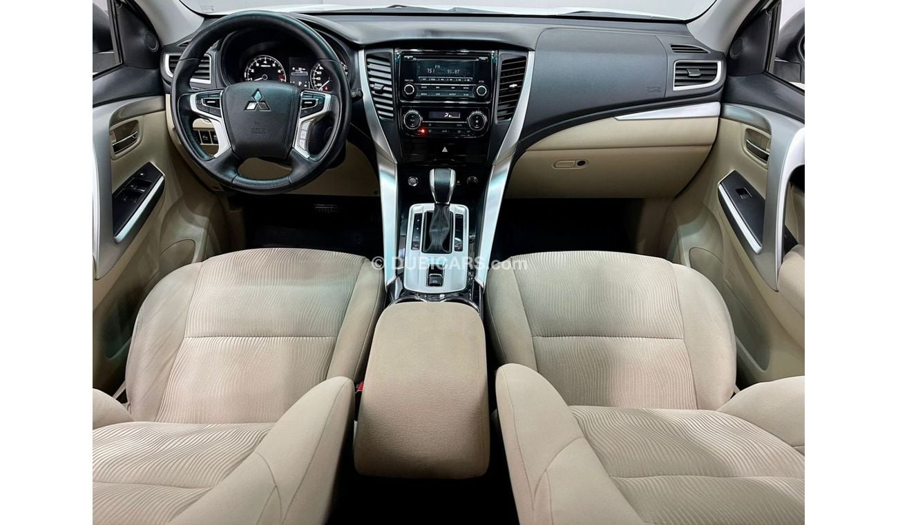 Mitsubishi Montero 2016 Mitsubishi Montero Sport, Mitsubishi Service History, One Year Warranty, GCC
