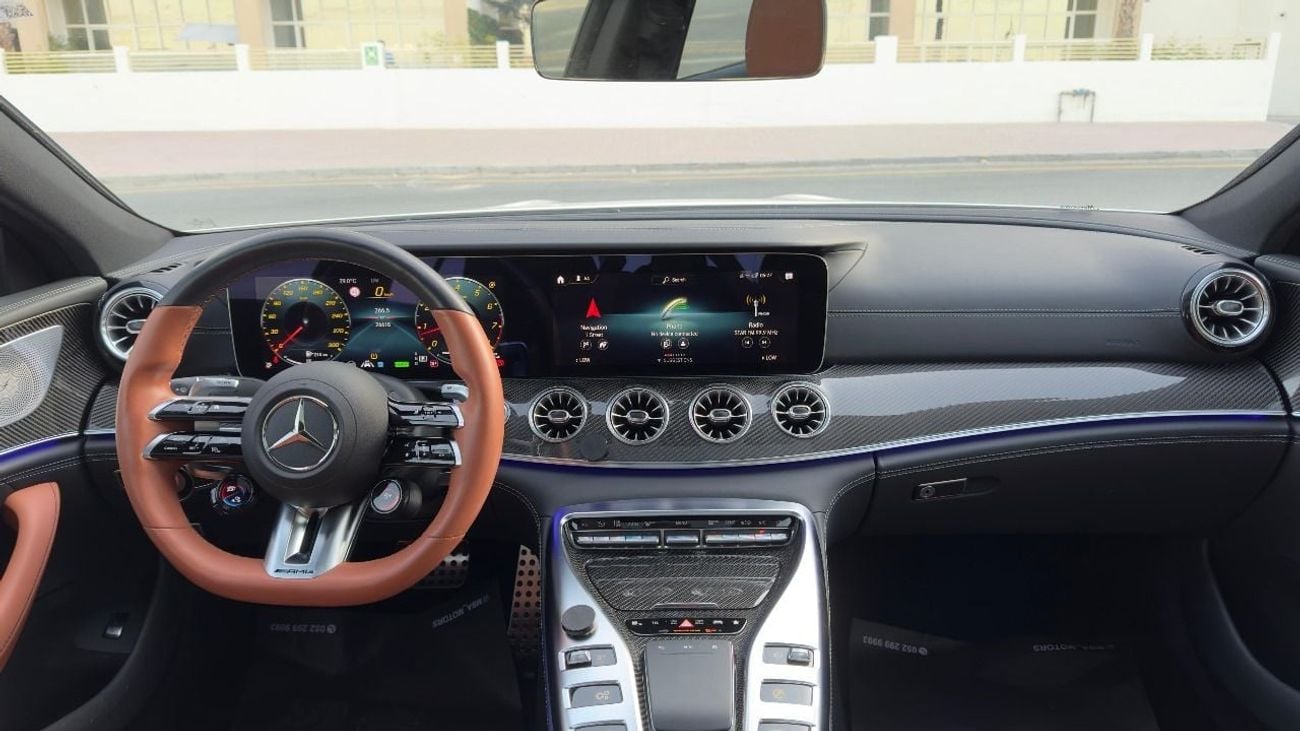 Mercedes-Benz AMG GT 43 PREMIUM +