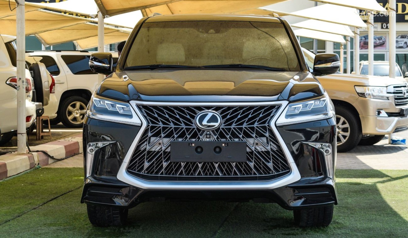 Lexus LX570