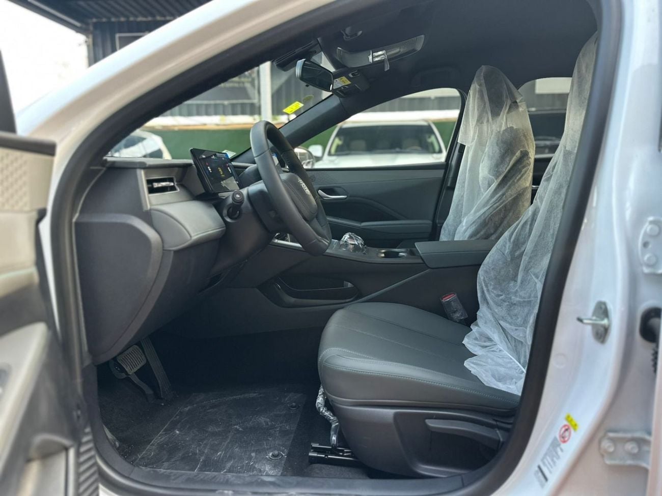BYD QIN PLUS BYD Qin Plus موديل 2025 بنظام DM-i  1.5L