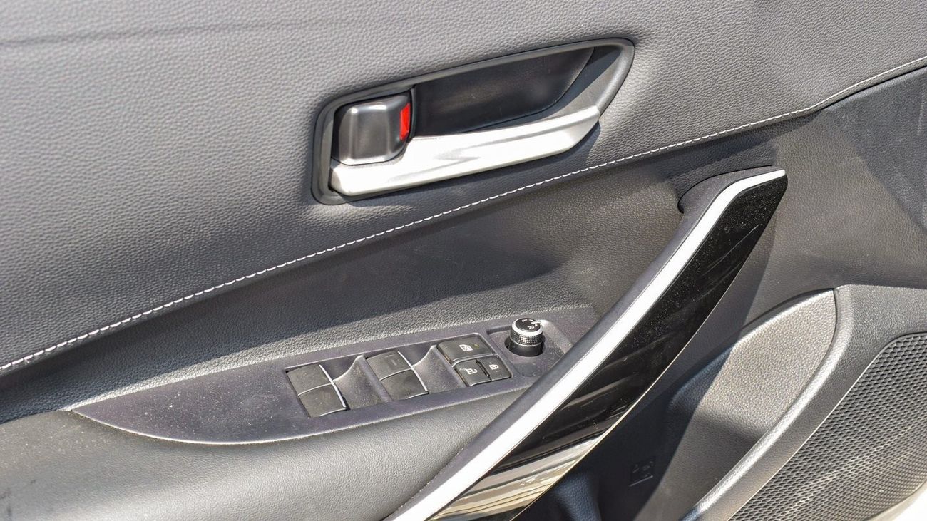 تويوتا كورولا HEV