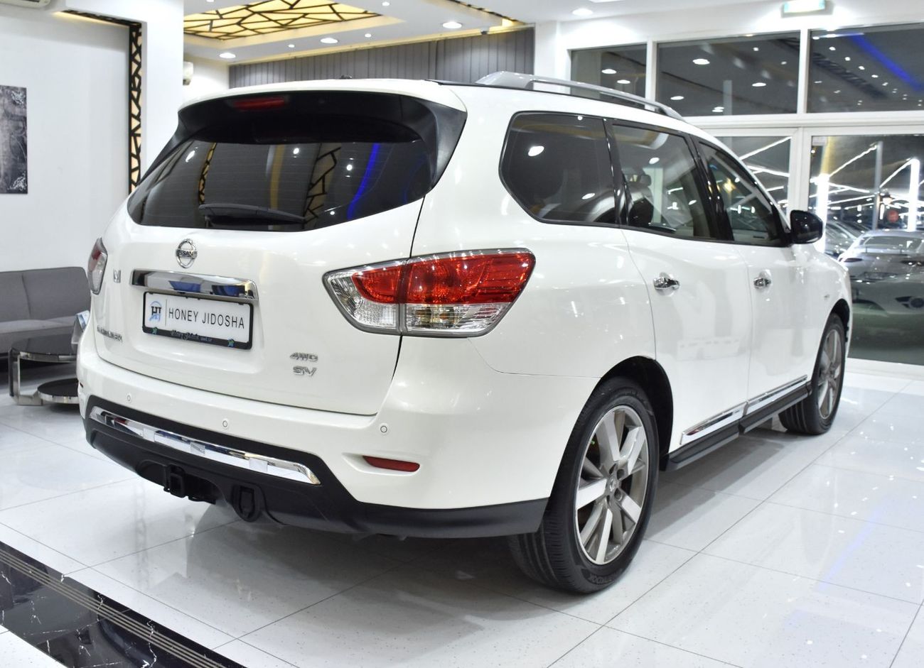 نيسان باثفايندر EXCELLENT DEAL for our Nissan Pathfinder SV 4WD ( 2014 Model ) in White Color GCC Specs
