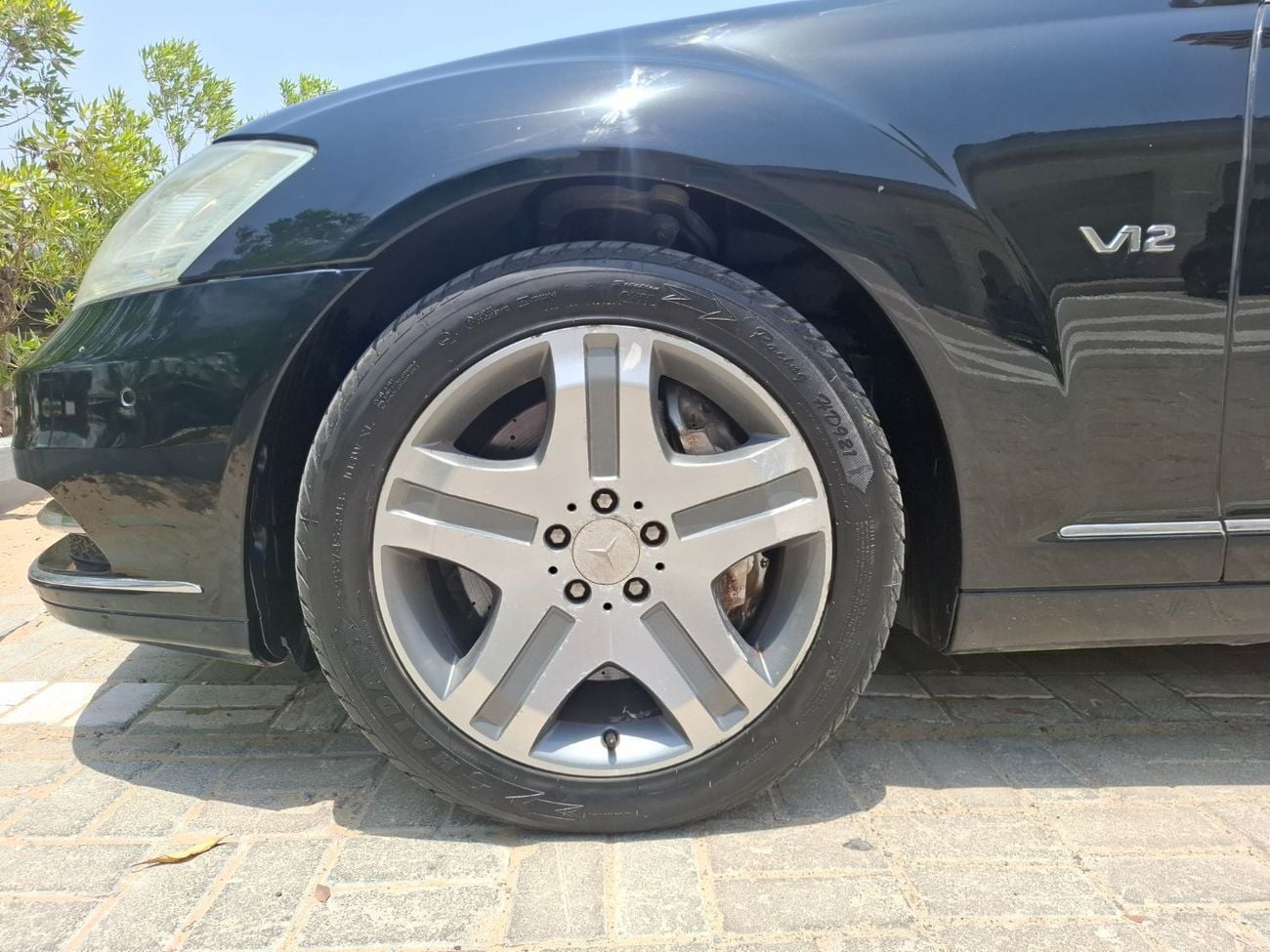 Mercedes Benz S600 Std 5.5L Mercedes-Benz S600 2012 full option