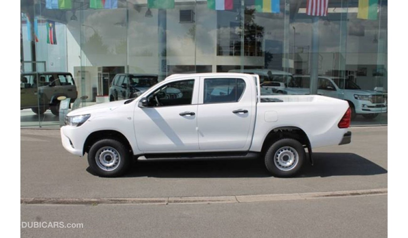 Toyota Hilux 3.0L Diesel MT Mid option