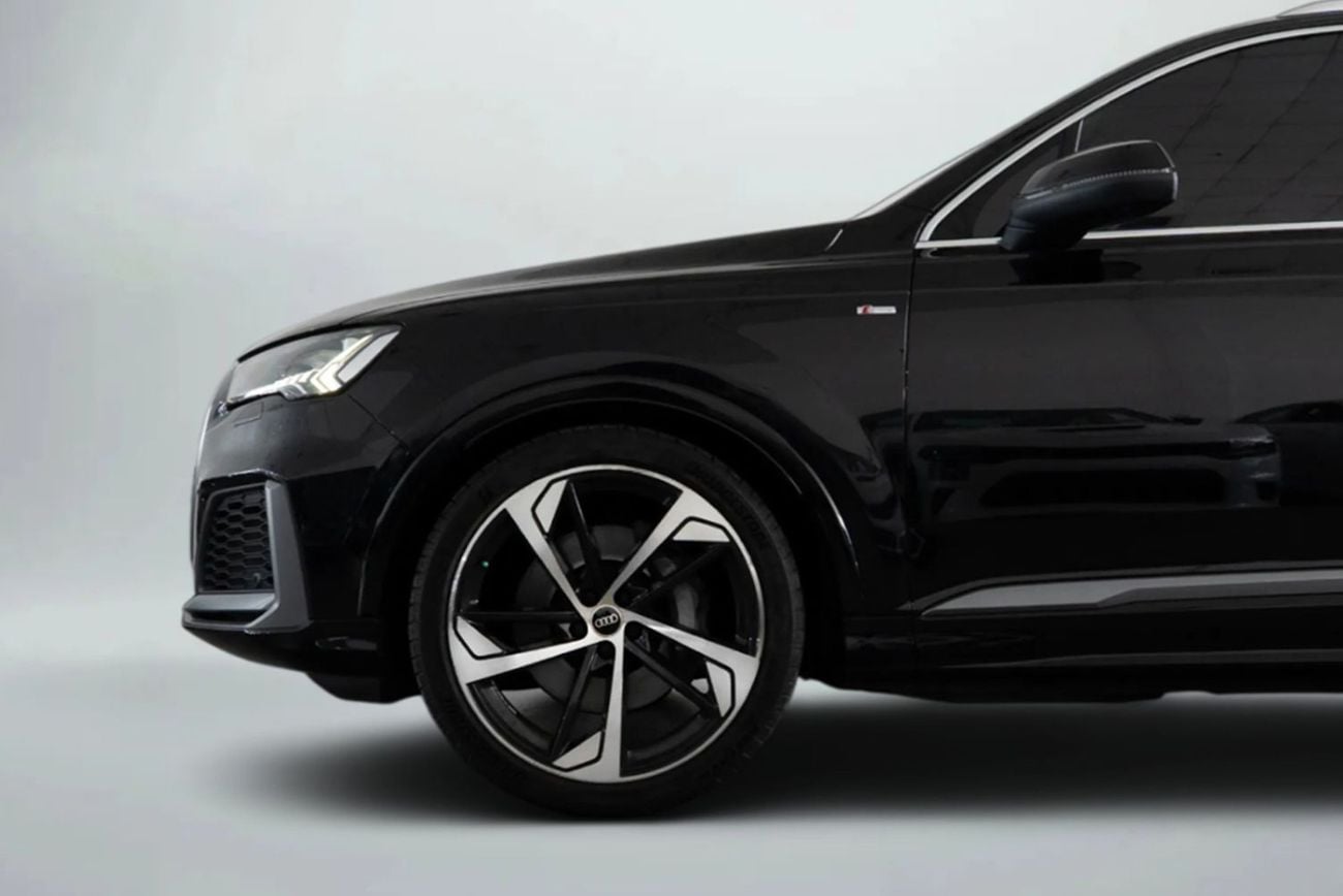 Audi Q7 55 TFSI S-LINE