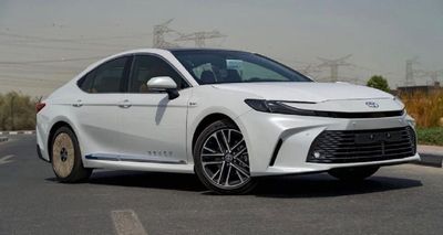 Toyota Camry LUMIERE HEV