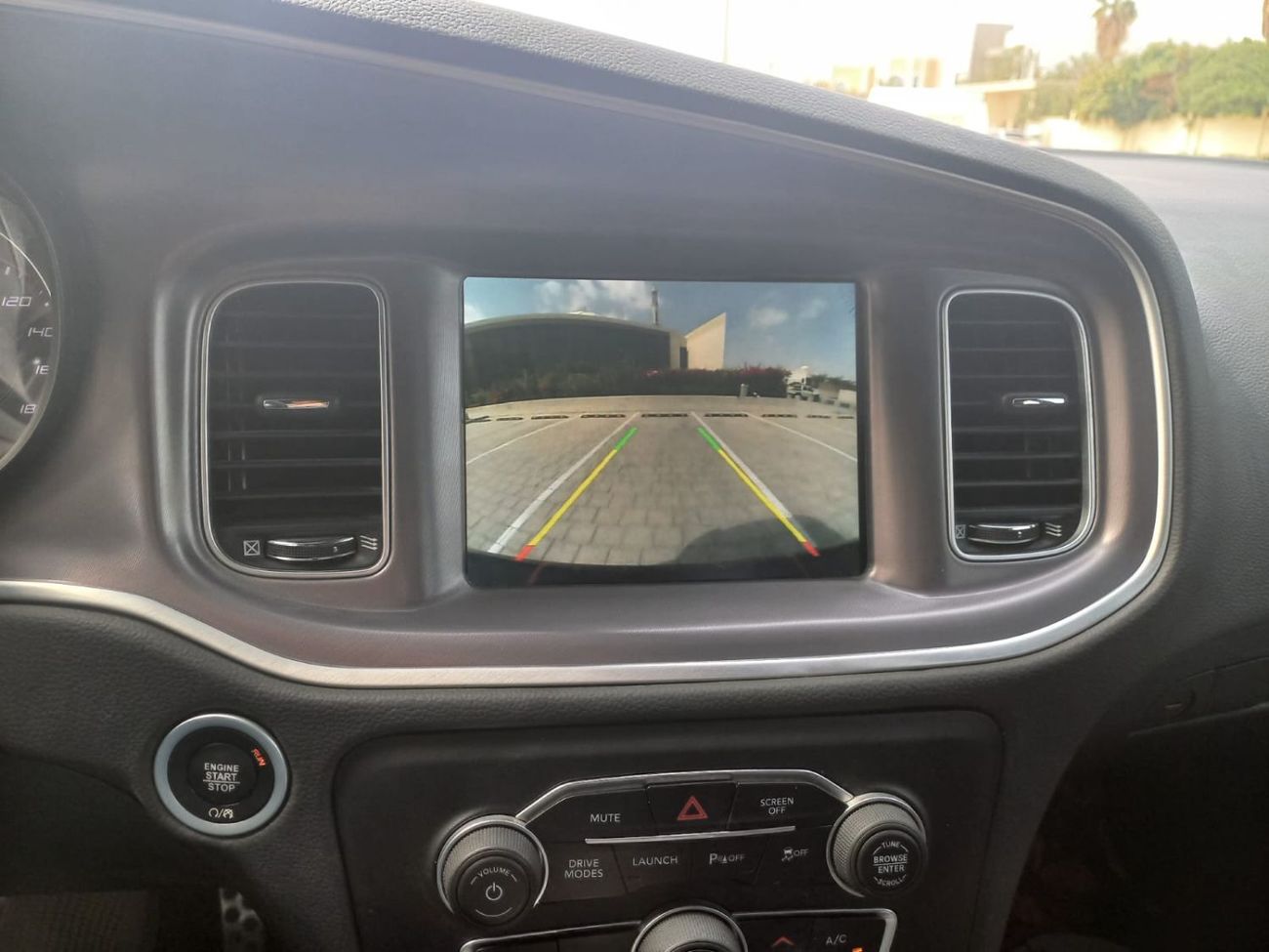 Dodge Charger SRT8 Super Bee 6.4L