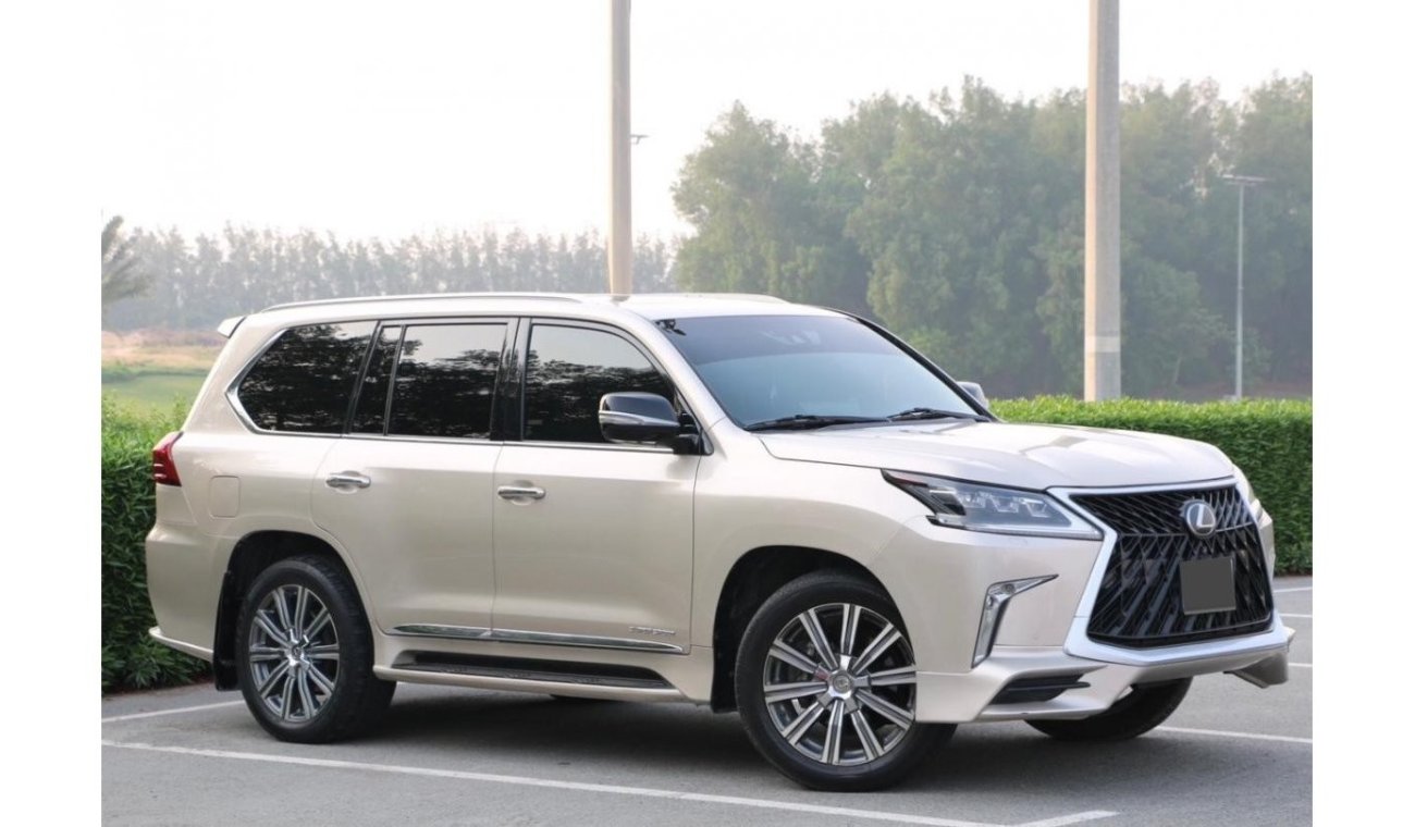 Lexus LX570 Platinum LUXES LX 570 GCC FULL OPTION ORIGINAL PAINT PERFECT CONDITION