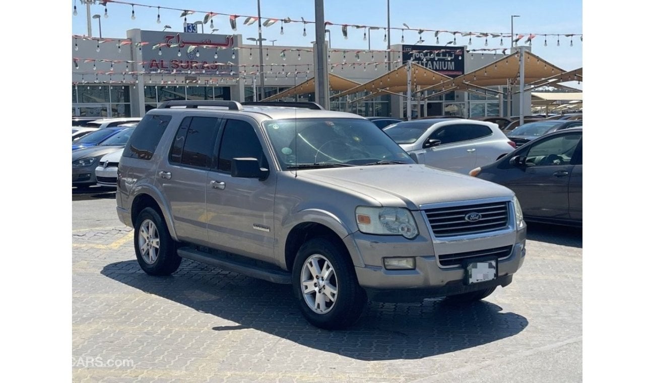 Ford Explorer 2008 GCC model, automatic transmission, 6 cylinder, mileage 321000km