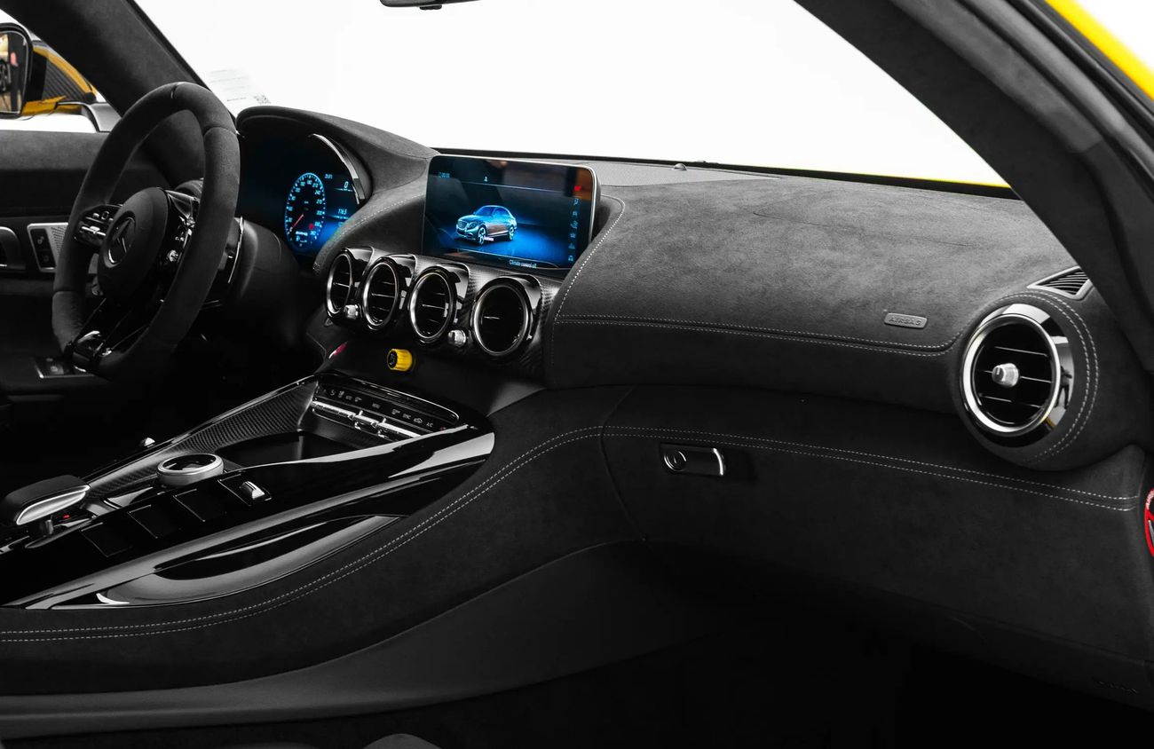 مرسيدس بنز AMG GT 4.0L V-8 Bi-Turbo Engine