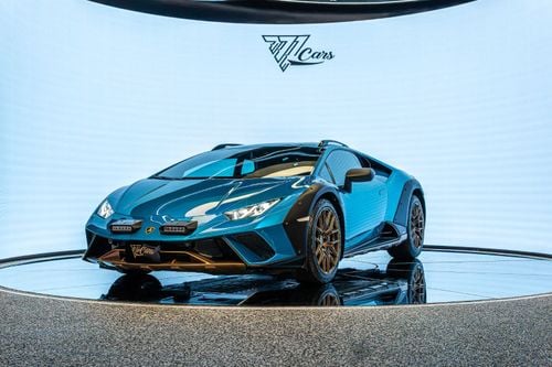 لامبورغيني هوراكان  2024 Lamborghini Huracán Sterrato | 1 of 1,499 | 5.2L V10 | Service and dealer Warranty  | GCC Specs