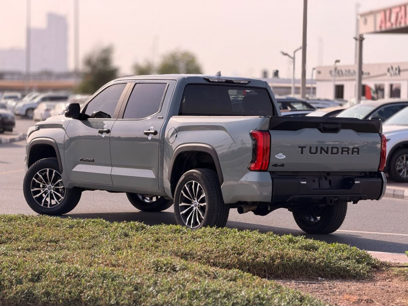 Toyota Tundra Toyota Tundra 2025 model low mileage