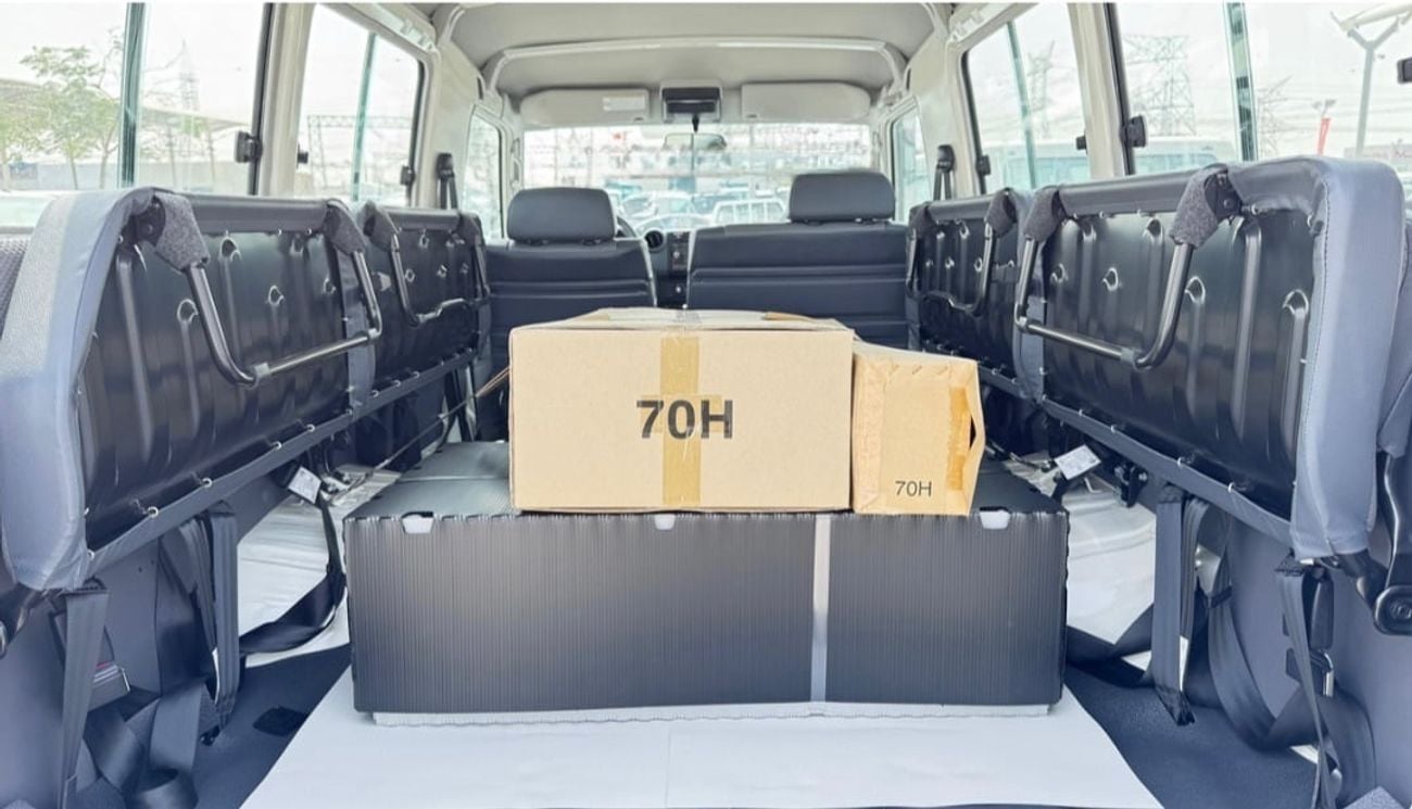 Toyota Land Cruiser 70 Toyota Land Cruiser LC78 Hard Top 4.2L Diesel 3doors V6 2025