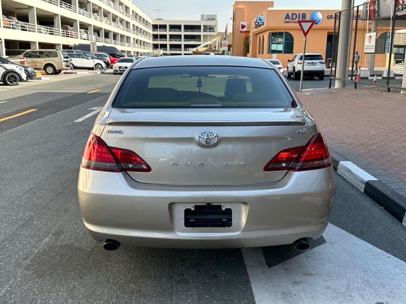 Toyota Avalon 2008 LIMITED FULL OPTION GOOD CONDITION PERSONAL CAR