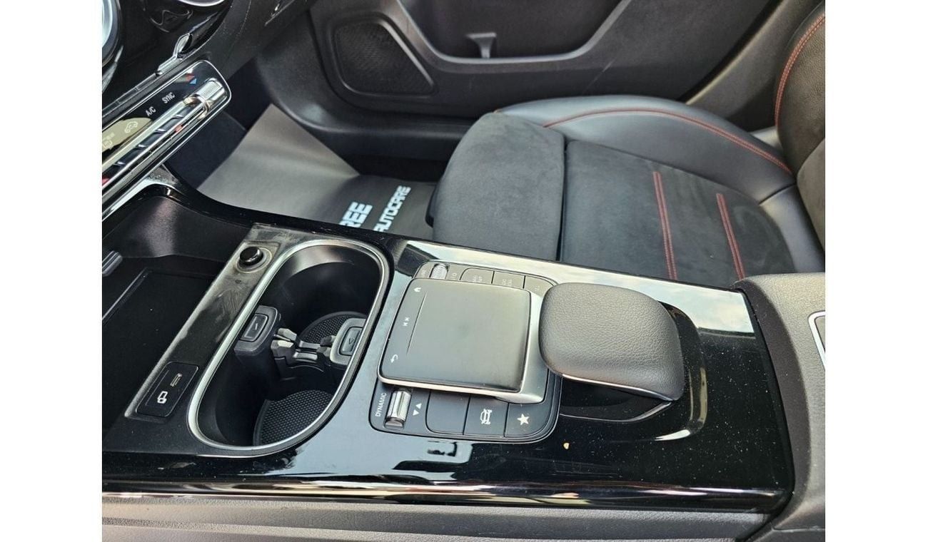 مرسيدس بنز A 220 Mercedes A220