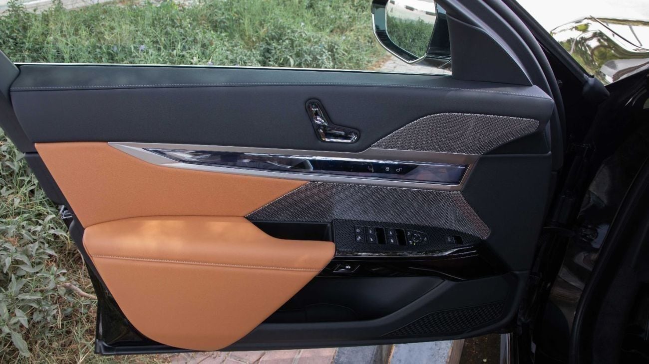 BMW 735i | GCC Specs | 2026 | 3 Years Warranty & Contract Service | For Local Registration +10%