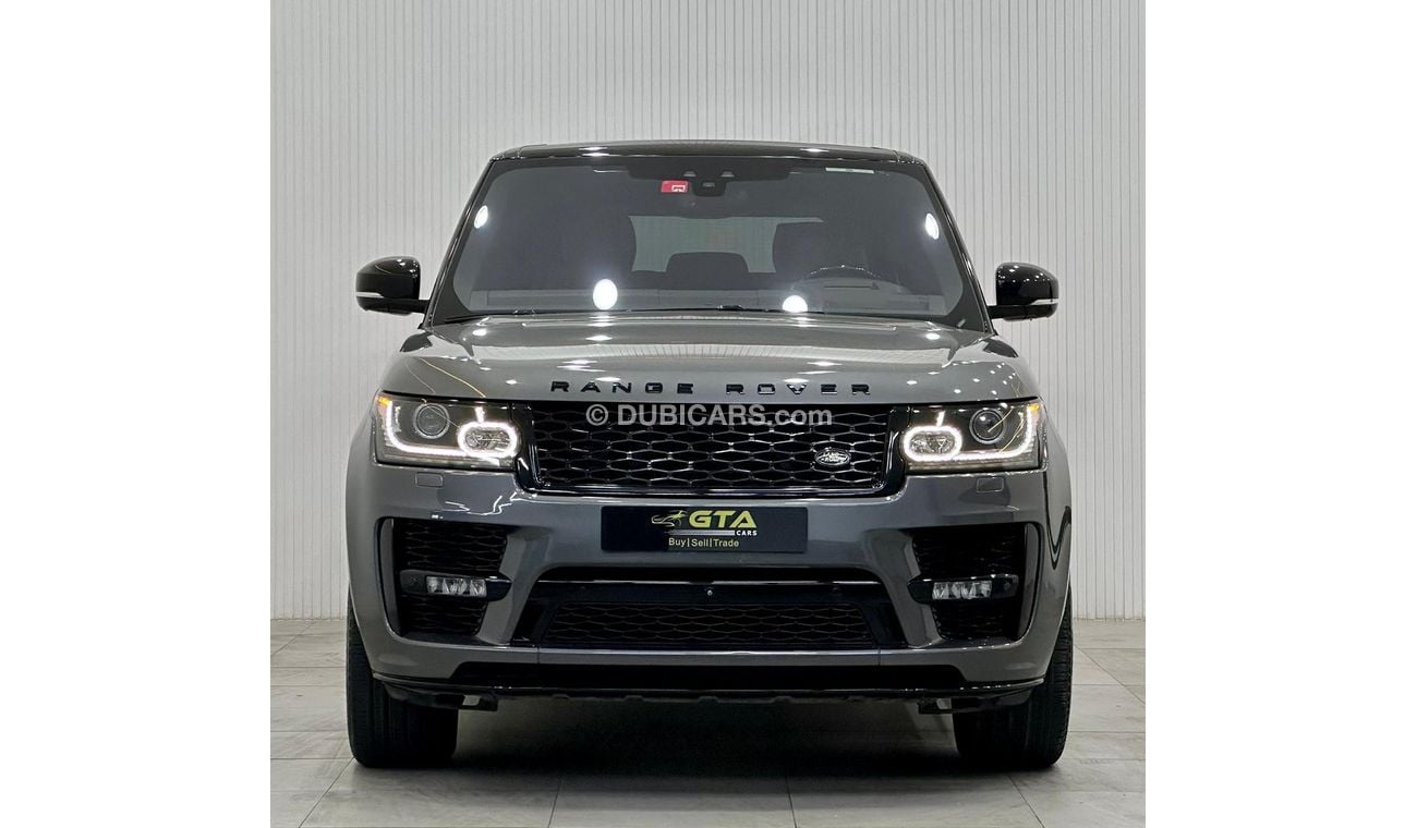 Land Rover Range Rover 2017 Range Rover Vogue SE Supercharged V8, Warranty, Full Range Rover Service History, GCC
