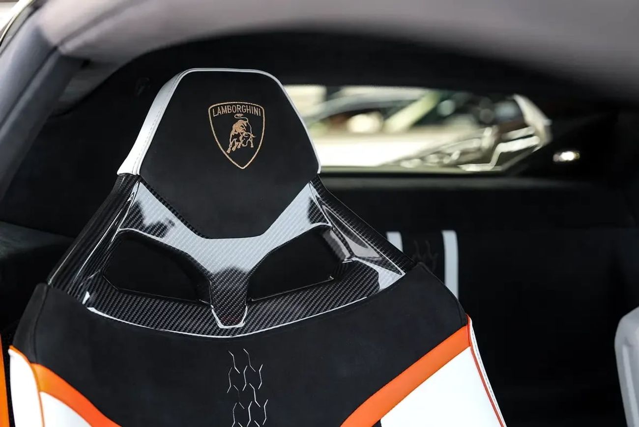 Lamborghini Huracan TECNICA
