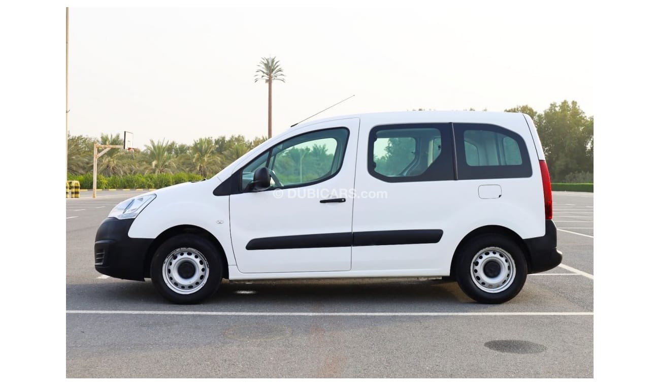 بيجو بارتنر Tepee | 5 Seater - Manual - 1.6L | GCC Specs | Excellent Condition