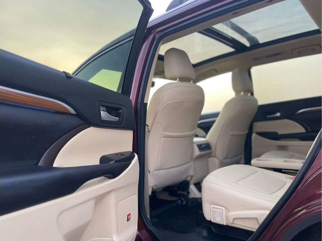 تويوتا هايلاندر 2017 Toyota Highlander Hybrid Fuel Limited Edition Full Option Panoramic View - 360* 5 CAM - 4x4 AWD