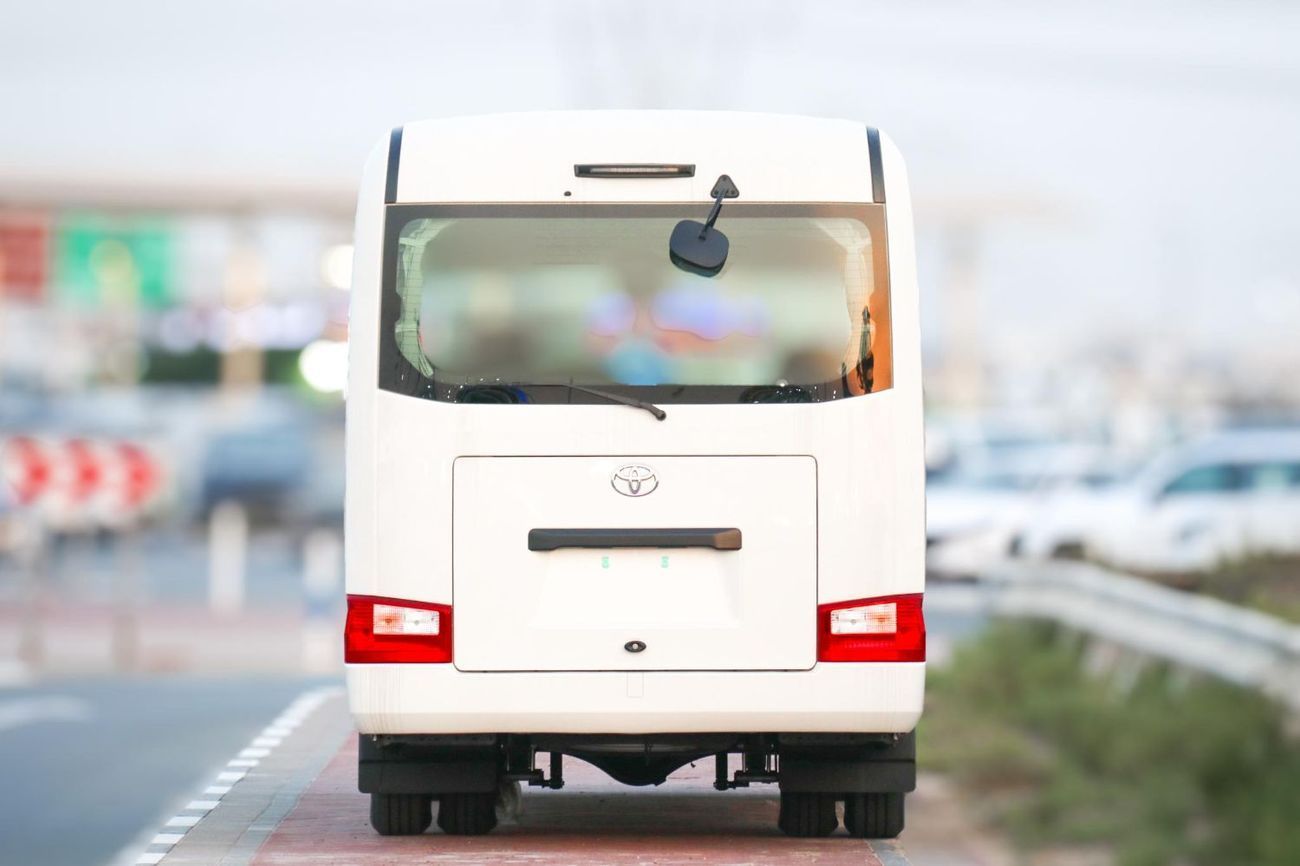تويوتا كوستر 2024 Toyota Coaster 4.2L MT Diesel 30 Seats