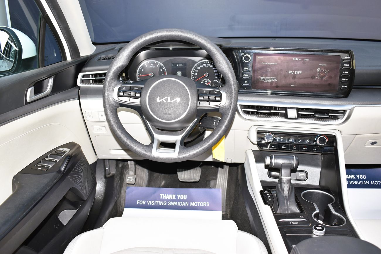 Kia K5 AED 1199 PM | 2.0L STD GCC DEALER WARRANTY
