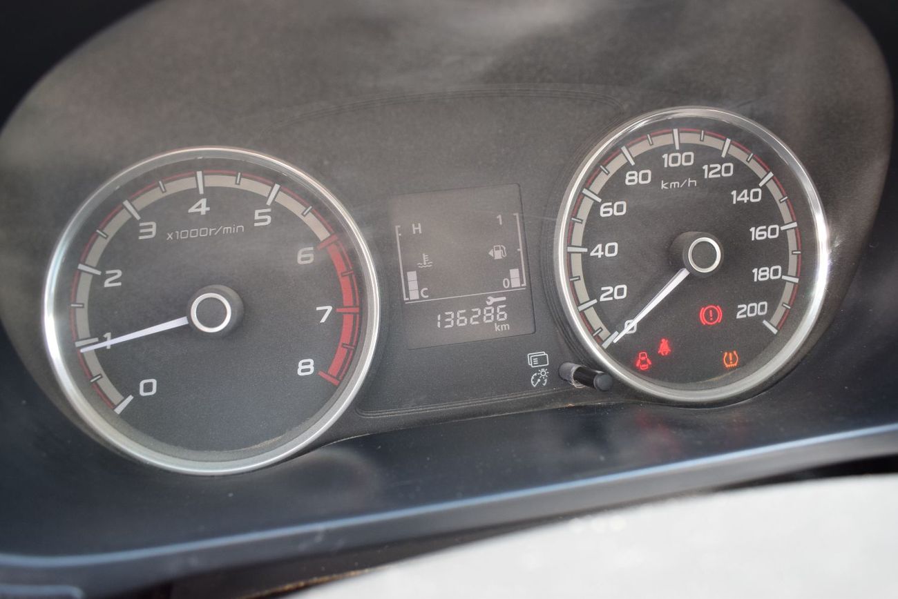 Mitsubishi L200 GLS 2.4L