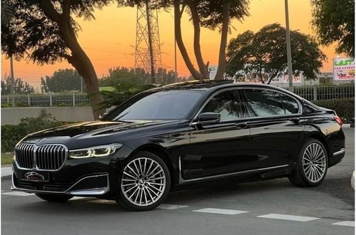 BMW 730Li Luxury M Sport Package BMW 730LI M PACKAGE 2022 GCC EXCLUSIVE WITH RADAR TOP OF RANGE UNDER WARRANTY