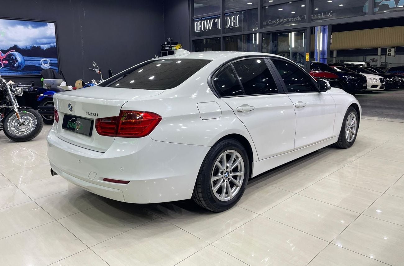 بي أم دبليو 320 Exclusive 2.0L