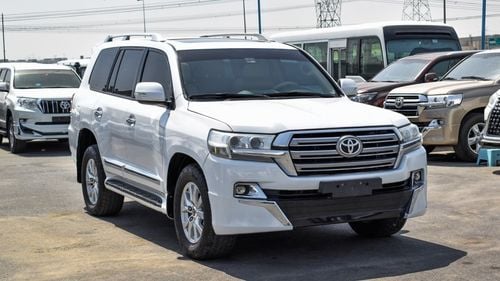Toyota Land Cruiser GXR V8 With 2021 Body Kit