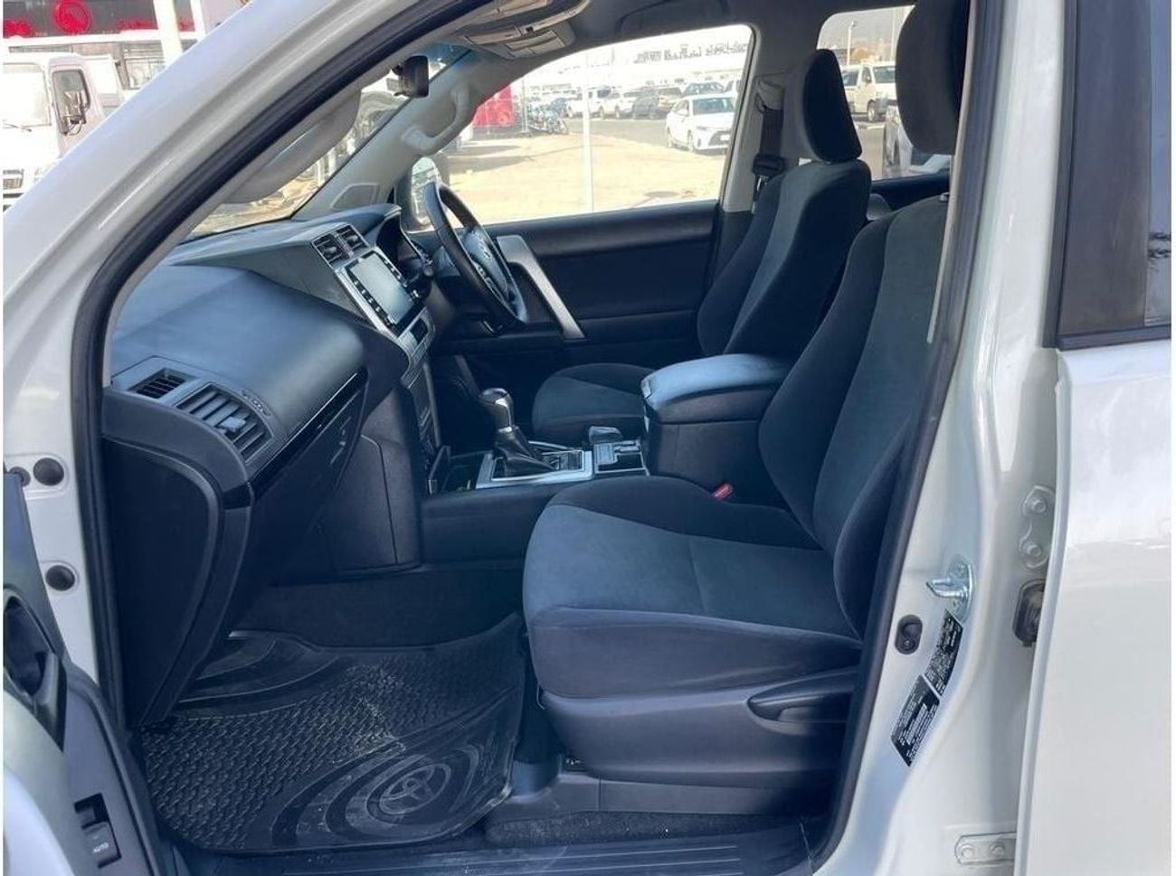 تويوتا برادو Diesel 2.8 Liter Right Hand Drive Automatic Gear