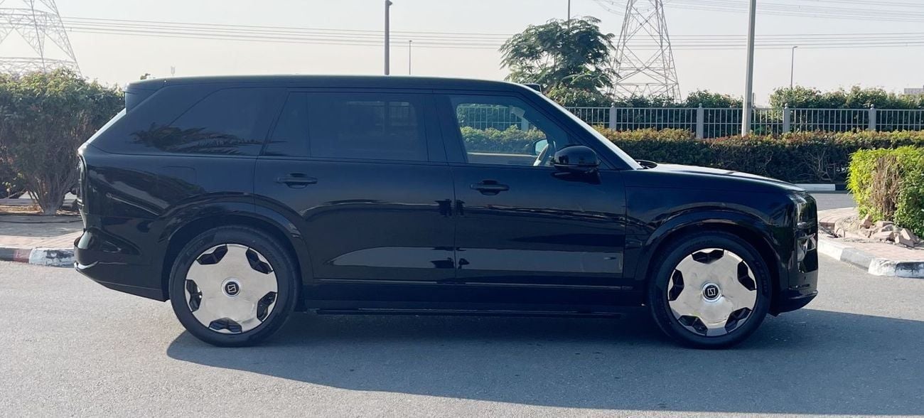 زيكر 9X 2.0L Plug-in Hybrid--BIG BETTERY-1,380 HP  Ultra Edition