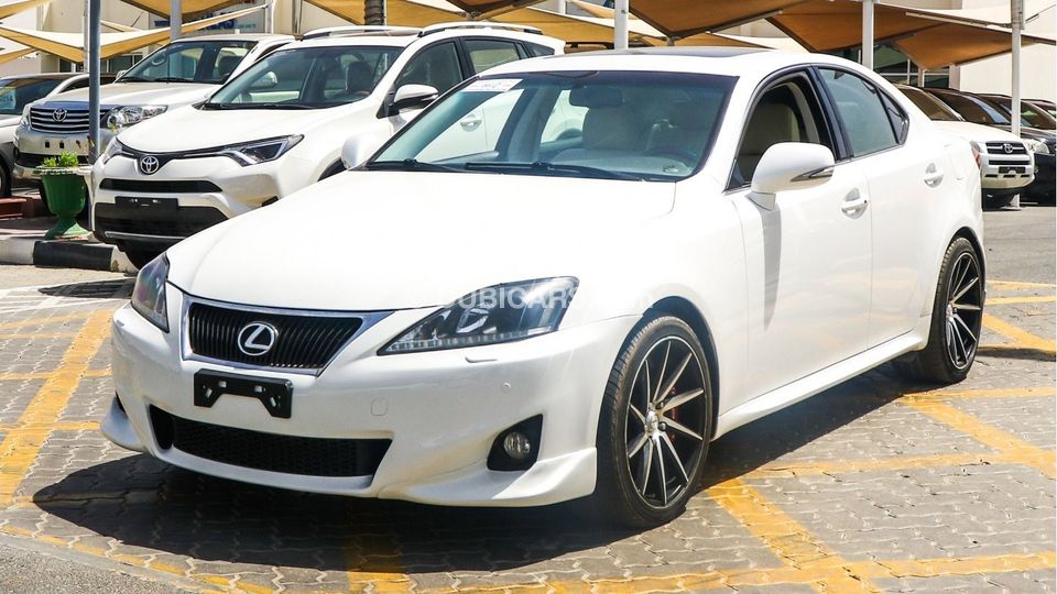 Used Lexus IS 300 2012 for sale in Dubai 410272