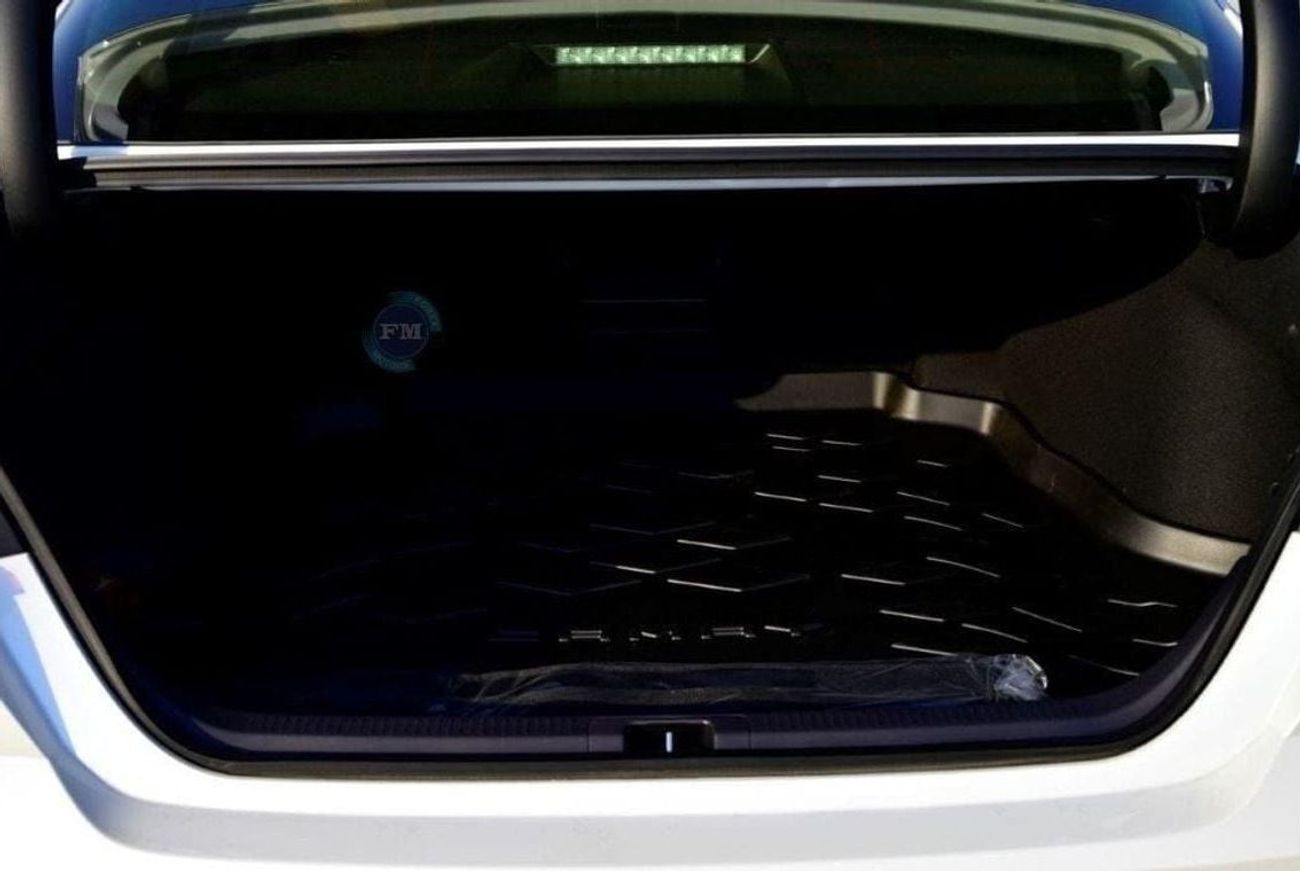 Toyota Camry Hybrid Lumiere 2.5L Automatic