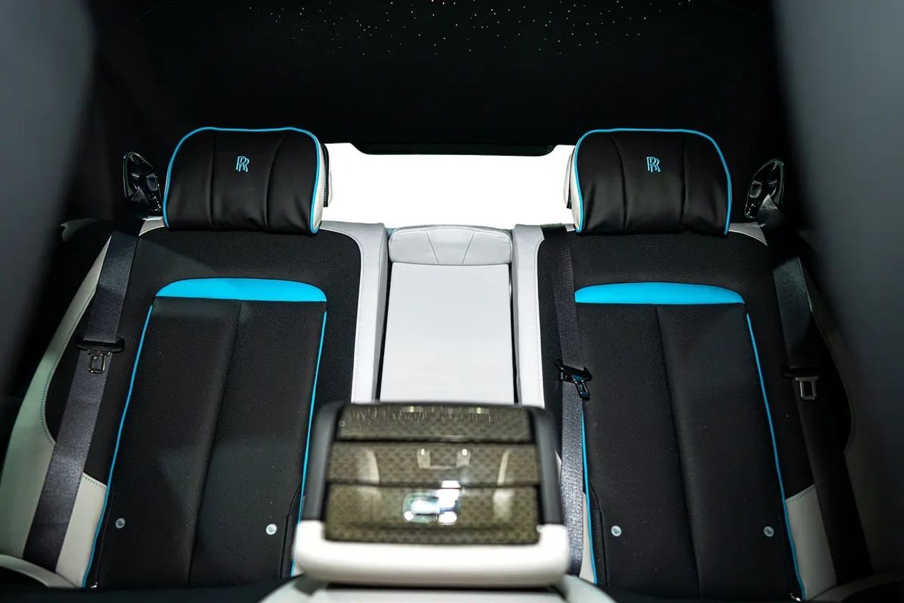 Rolls Royce Ghost Black Badge 6.6L BLACK BADGE | DELIVERY MILEAGE | STARLIGHT | REAR TVS | CARBON RIMS