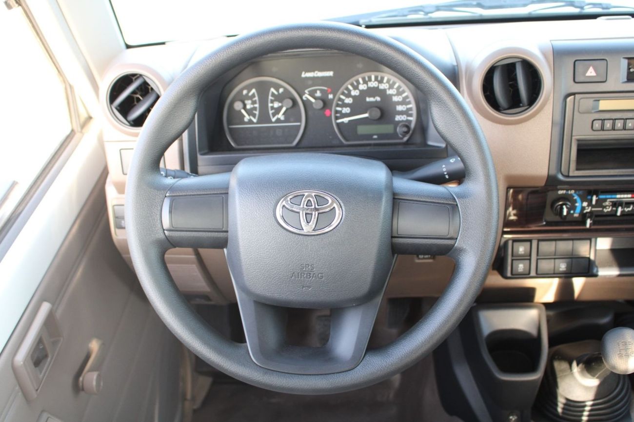 تويوتا لاند كروزر 70 TOYOTA LANDCRUISER 78 2.8L DIESEL GRADE E MANUAL
