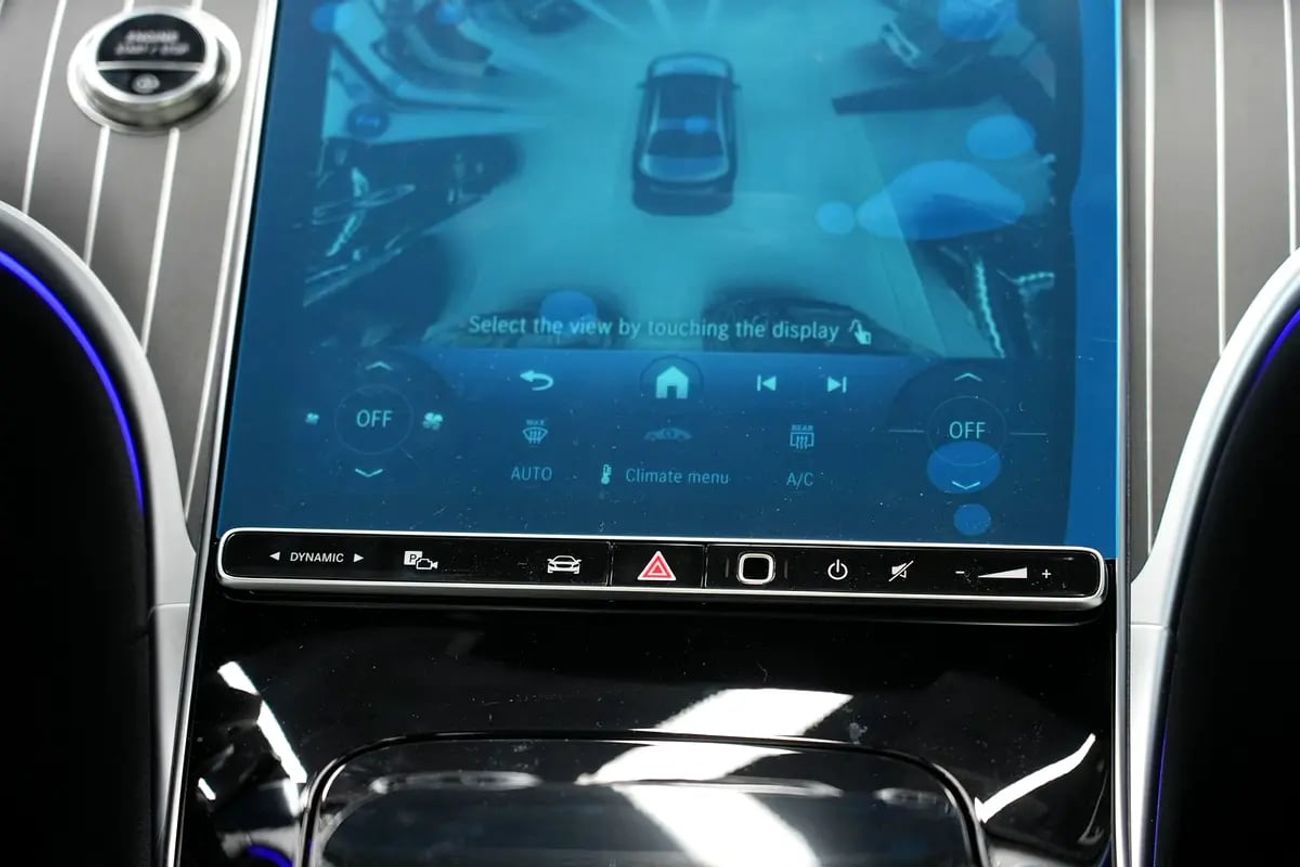 مرسيدس بنز C 200 C 200 | GCC 0km | Agency Warranrty | AMG Package