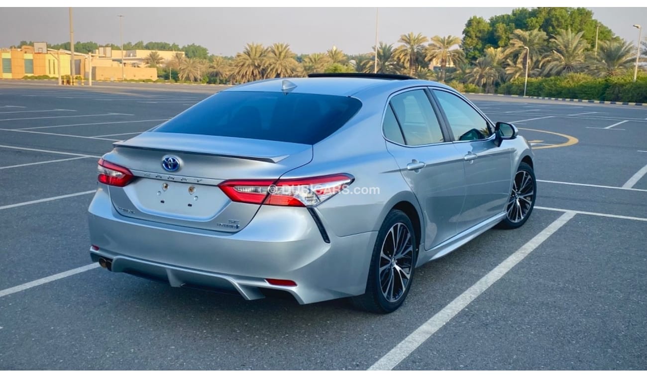 Toyota Camry Hybrid Full option