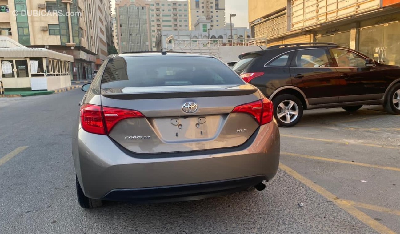 Toyota Corolla 2018 XLE Full Option Passing from RTA Dubai For Urgent SALE