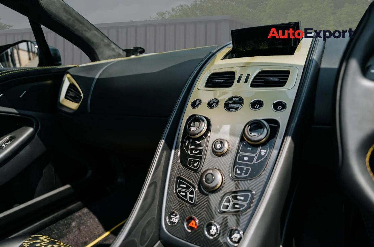 Aston Martin Vanquish Vanquish Zagato Volante 6.0 in RIGHT HAND DRIVE