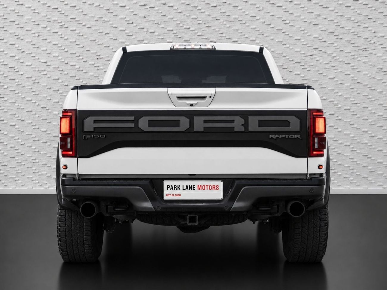 Ford F-150 RAPTOR SUPER CAB (3.5L · 6 Cyl · Automatic · Petrol · Pick Up Truck · All Wheel Drive · 5 Seats · 4 Door)