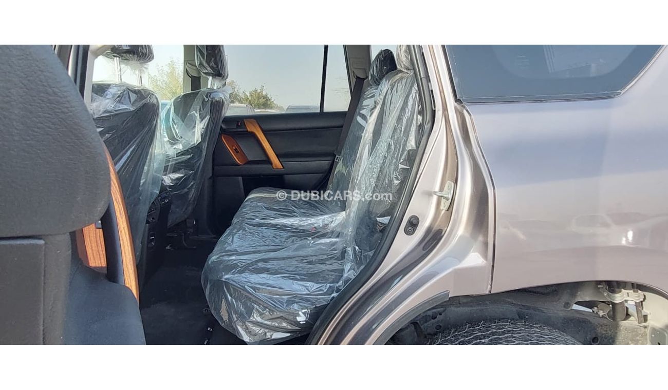 تويوتا برادو 2018 VXL 4x4 Diesel 2.8Cc Sunroof, Electric & Leather Seats, Premium Condition, 7 Seater