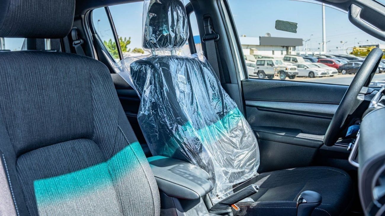 تويوتا هيلوكس 2025 Toyota Hilux Adventure 4.0L Petrol AT (White)