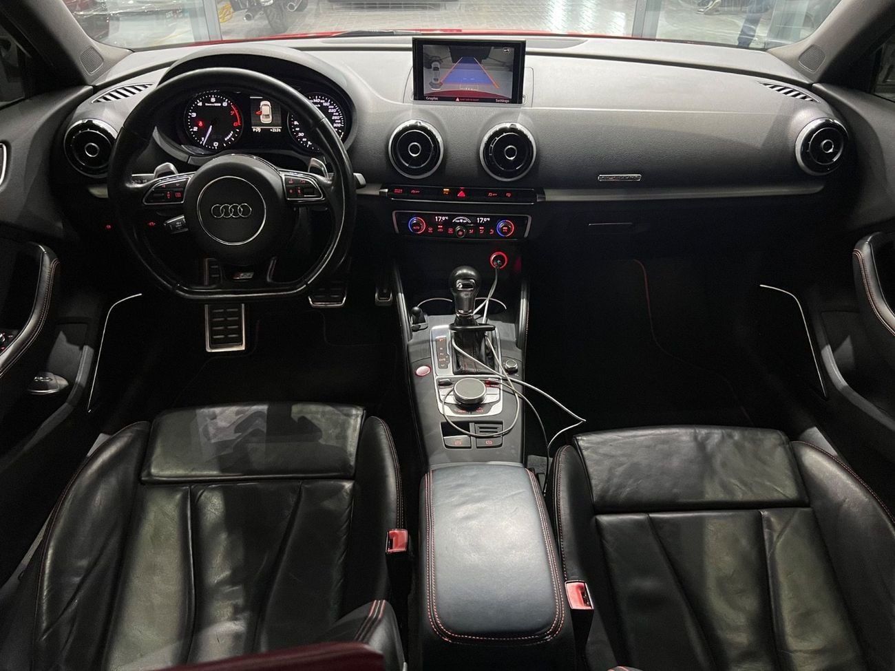 Audi S3 STD TFSI quattro 2.0L