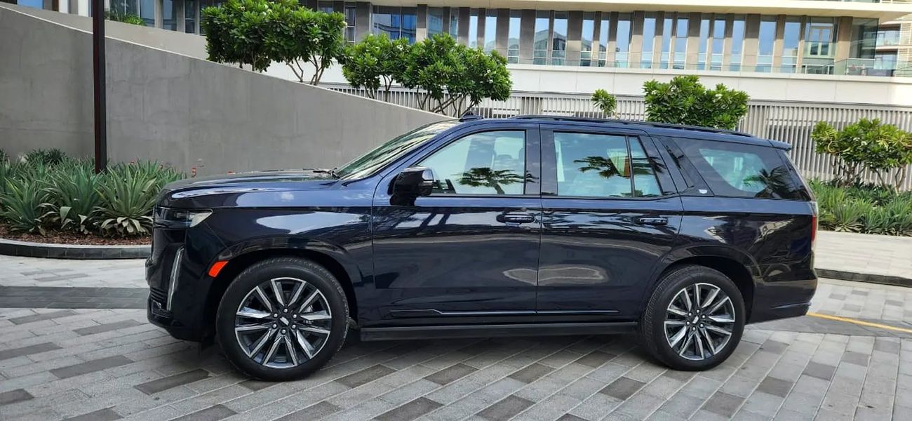 كاديلاك إسكالاد Platinum 600 Black Edition-Top of the Range-Excellent Conddition